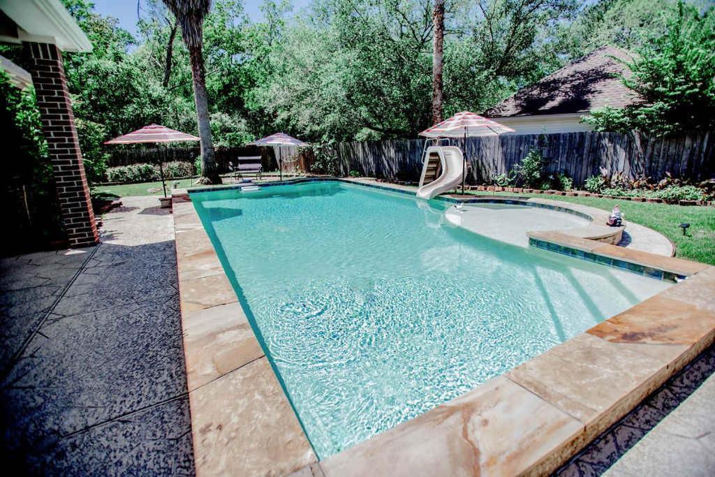 Pool Grills Billiards & Golf Access Apartment Beaumont
